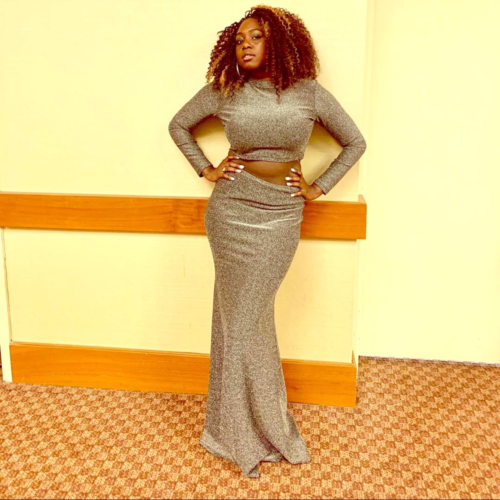 2 piece set. Shimmery grey top & grey bottom.